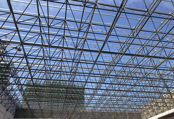 泸州管桁架结构在高速公路等桥梁工程中的应用分析